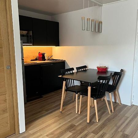 Appartement De La Fontaine A La Tour Du Pin Hyper Centre Parking Prive Ngoại thất bức ảnh